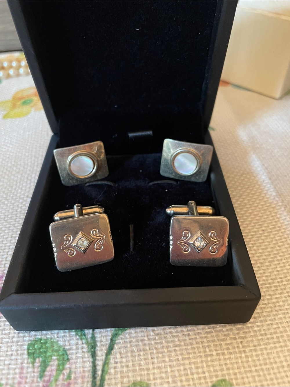 Men's Silver Tone Cufflinks Set with Mother-of-Pearl Accents